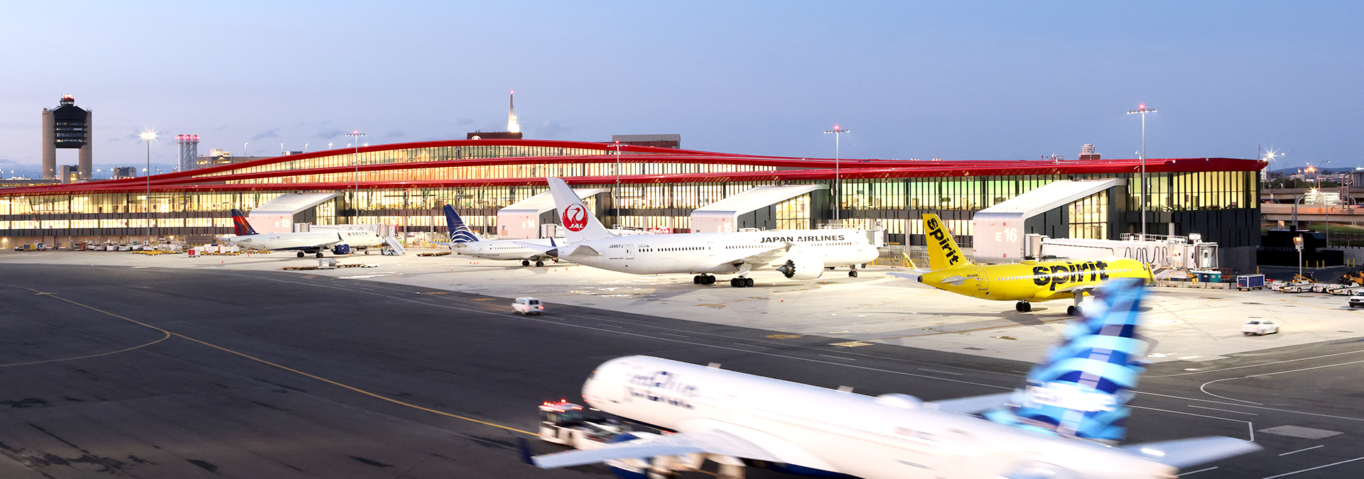 Стоковые фотографии по запросу Boston logan international airport